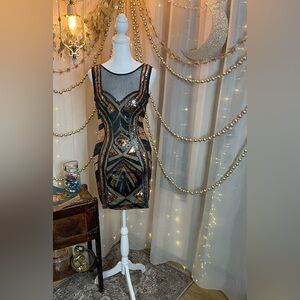 Bebe Gold and Black Sequin Bodycon Mini Dress Sleeveless Scoop Neck Cocktail